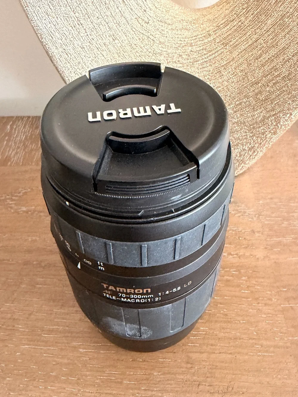 Tamron AF 70-300mm f/4-5.6 LD Tele-Macro Zoom Lens — Black